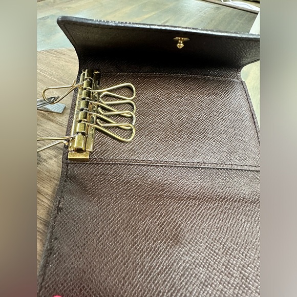 Louis Vuitton cash,card & key💎Authentic - Picture 9 of 16